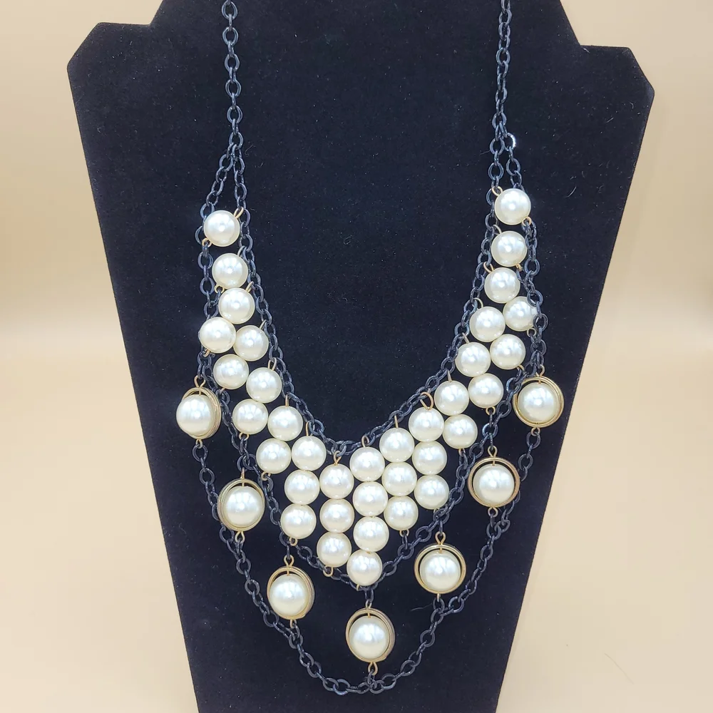 Elegant Pearl Necklace with‎ Black Chain